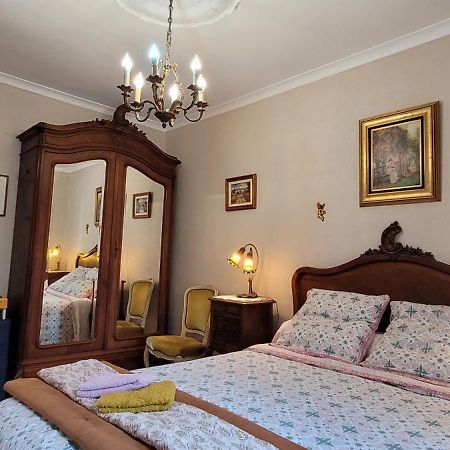Maison Avec Patio Dans Le Centre Historique Villa Terrasson Ngoại thất bức ảnh