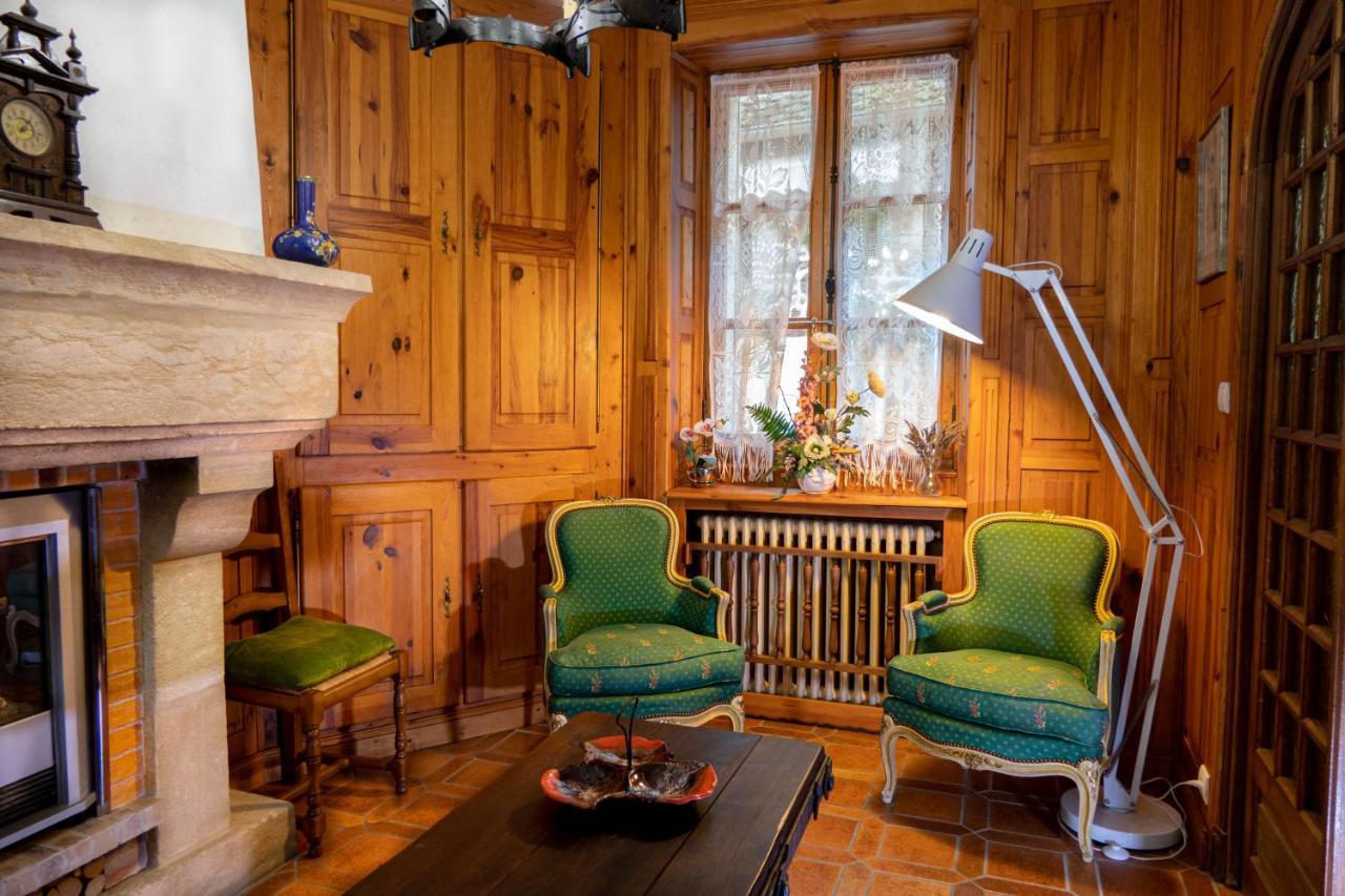Maison Avec Patio Dans Le Centre Historique Villa Terrasson Ngoại thất bức ảnh